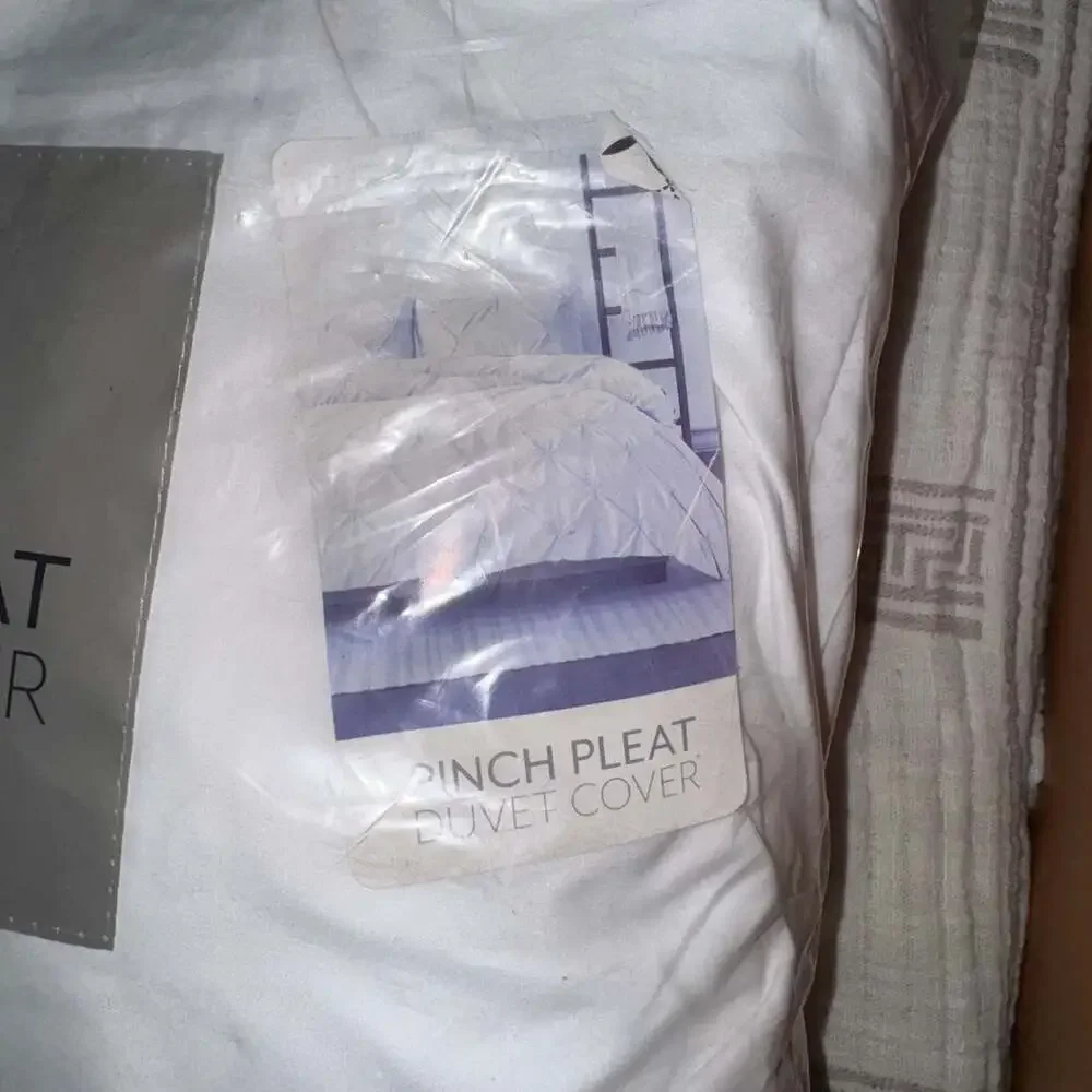 Pinch Pleat 3-Piece Duvet Cover Set, White, King/Cal King
